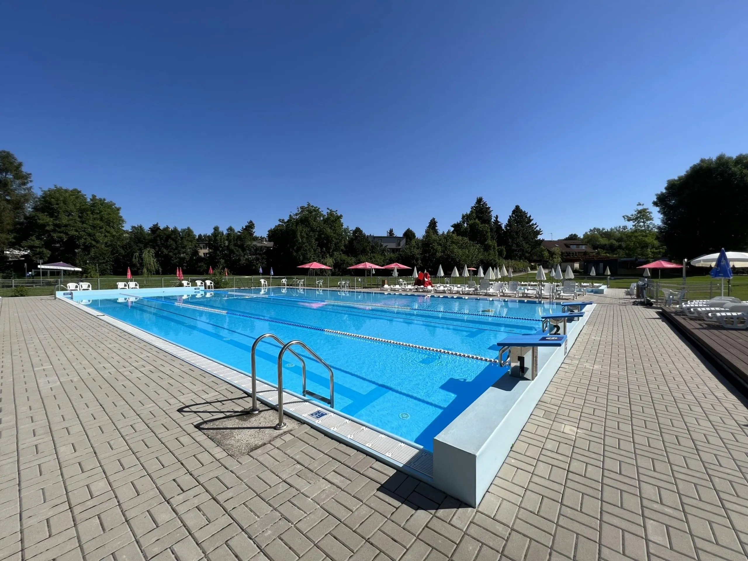Fotografie bazénu Koupaliště Kolovraty - 2. obrázek