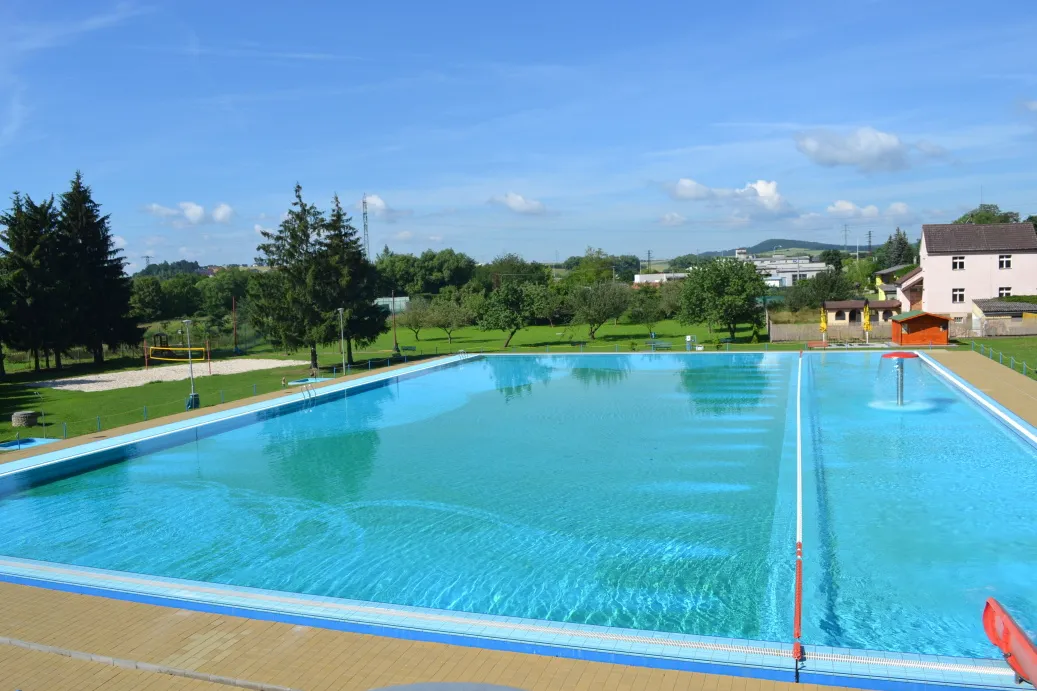 Fotografie bazénu Koupaliště Zdice - 3. obrázek