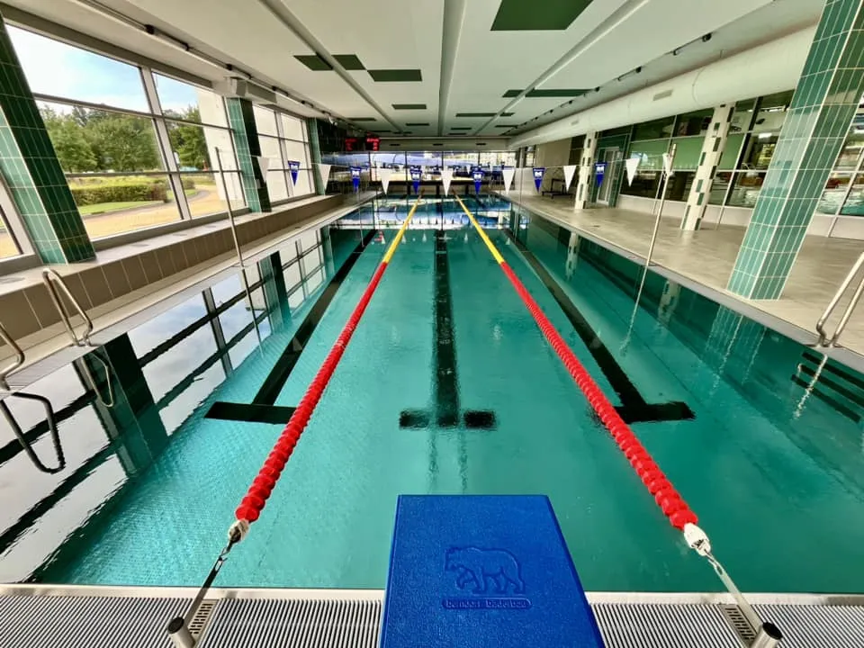 Fotografie bazénu Aquapark Vodní ráj - venkovní bazén otevřen / vnitřní uzavřen - 4. obrázek