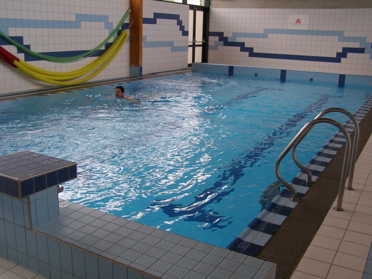 Fotografie bazénu Vnitřní bazén Areál sportu - 2. obrázek